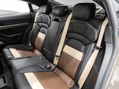 Porsche Taycan 2025, 121 км, за 245000000 KRW - фото 17