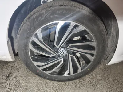 Volkswagen Sagitar · 2021 год