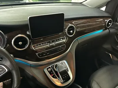 Mercedes-Benz V-Class 2018, 60000 км, за 156000 CNY - фото 8