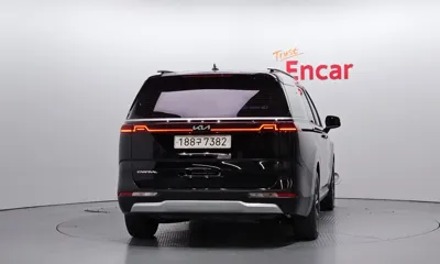Kia Canival 2023, 33308 км, за 28000000 KRW