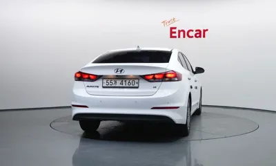 Hyundai Avante 2018, 62861 км, за 8490000 KRW