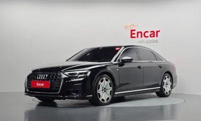 Audi A8 · 2023 год