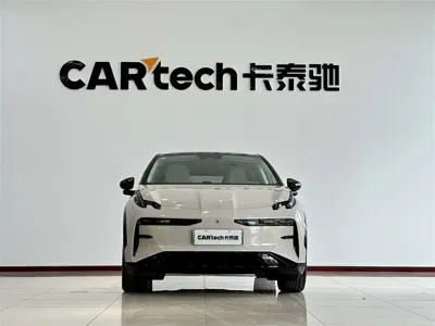 Zeekr X · 2024 год
