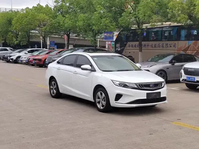 Geely Emgrand GL 2018, 57000 км, за 23500 CNY