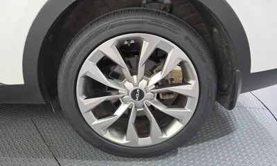 Kia Sorento 2023, 43644 км, за 28990000 KRW - фото 21
