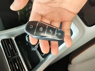 BYD Pro New Energy 2022, 85399 км, за 59400 CNY - фото 9