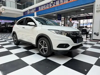 Honda Vezel 2021, 12000 км, за 96800 CNY - фото 3