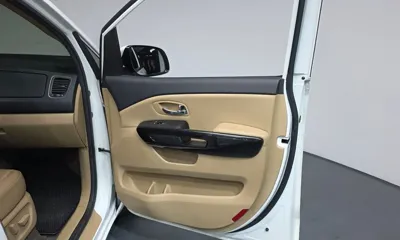 Kia Canival 2017, 134683 км, за 12990000 KRW - фото 24