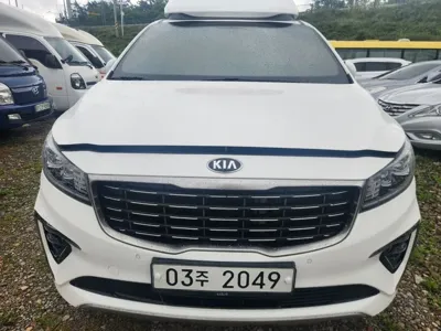 Kia Canival · 2016 год