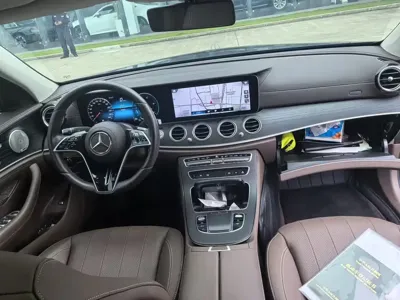 Mercedes-Benz E-Class 2023, 40000 км, за 272800 CNY - фото 12