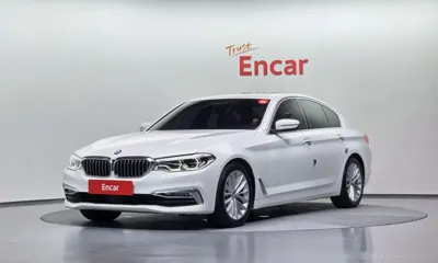 BMW 5-Series · 2018 год