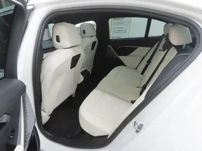BMW 5-Series 2024, 51175 км, за 57900000 KRW - фото 6