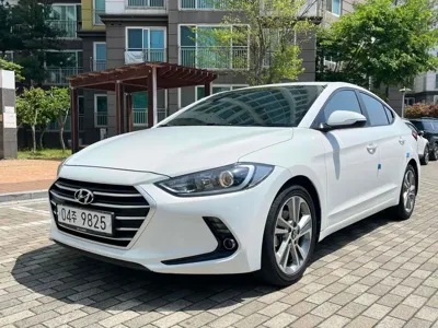 Hyundai Avante · 2018 год