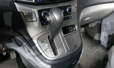 Hyundai Starex 2016, 93962 км, за 12350000 KRW - фото 9