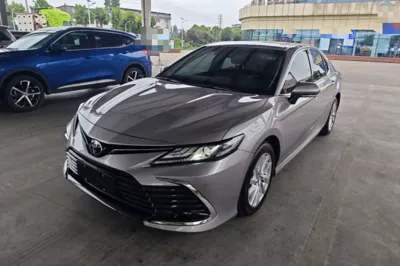 Toyota Camry · 2021 год