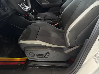 Audi Q3 2022, 51000 км, за 171800 CNY - фото 12
