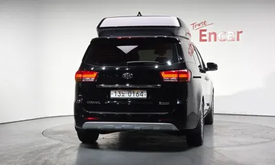 Kia Canival 2017, 74140 км, за 15500000 KRW