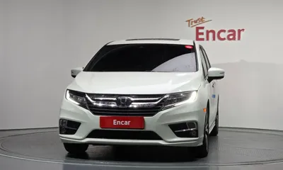 Honda Odyssey 2018, 96992 км, за 21900000 KRW