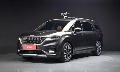 Kia Canival · 2023 год