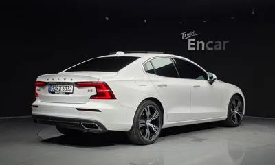 Volvo S60 2021, 70371 км, за 28200000 KRW