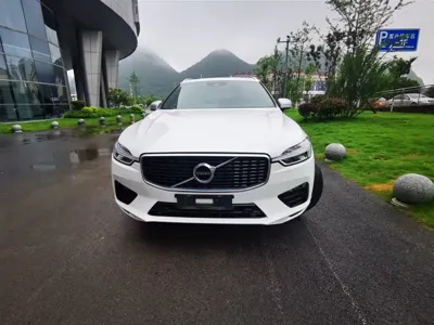 Volvo XC60 2018, 56000 км, за 106800 CNY