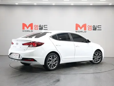 Hyundai Avante 2020, 48320 км, за 13500000 KRW