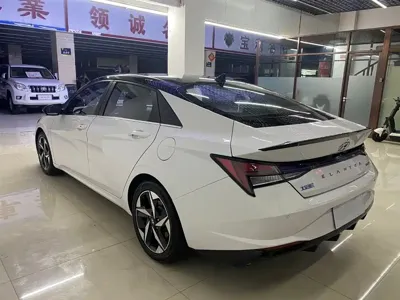Hyundai Elantra 2023, 44000 км, за 106800 CNY