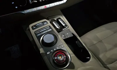 Genesis GV70 2021, 101154 км, за 31000000 KRW - фото 9