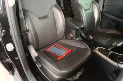 Jeep Compass 2017, 86600 км, за 41141.31 CNY - фото 24