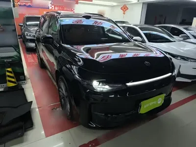 Leapmotor Leapmotor C16 2025, 9100 км, за 137200 CNY