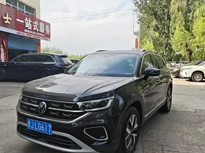 Volkswagen Tayron 2023, 15000 км, за 199000 CNY