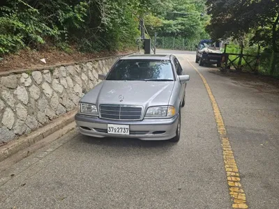 Mercedes-Benz C-Class · 1999 год