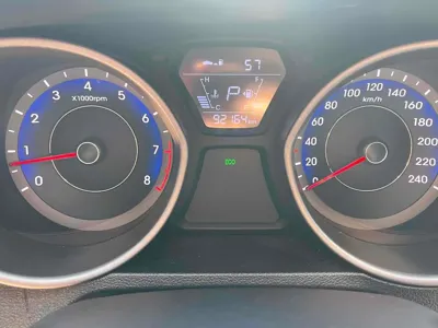 Hyundai Avante 2015, 90000 км, за 5600000 KRW - фото 13