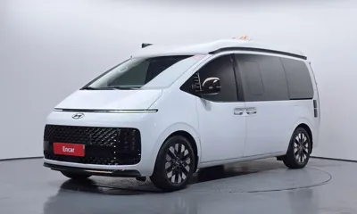 Hyundai Staria · 2024 год