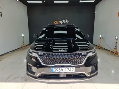Kia Canival · 2023 год