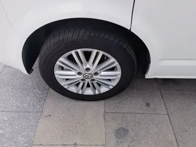 Volkswagen Caravelle 2015, 123600 км, за 77900 CNY - фото 23