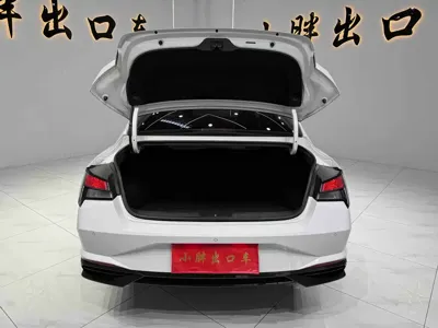 Hyundai Elantra 2022, 31000 км, за 86800 CNY - фото 21