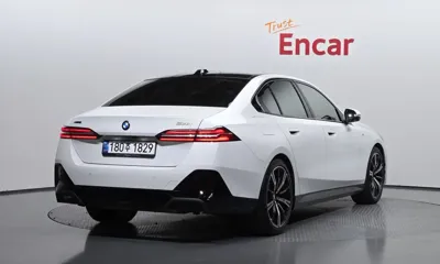 BMW 5-Series 2024, 23954 км, за 73500000 KRW