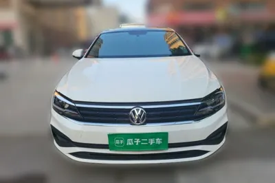 Volkswagen Lamando 2021, 28300 км, за 75898.33 CNY