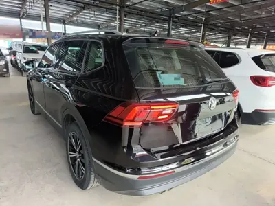 Volkswagen Tiguan L 2020, 57200 км, за 94900 CNY - фото 23