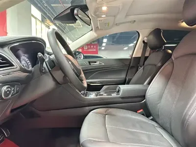 Ford Taurus 2022, 50000 км, за 92800 CNY - фото 7