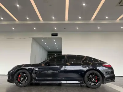 Porsche Panamera 2011, 150000 км, за 93600 CNY