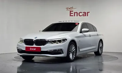 BMW 5-Series · 2018 год