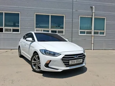 Hyundai Avante 2018, 95000 км, за 9500000 KRW - фото 19