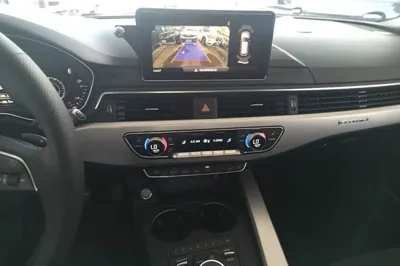 Audi A4 2019, 136500 км, за 147415.98 CNY