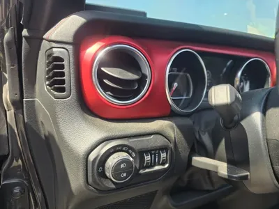 Jeep Wrangler 2022, 39000 км, за 45400000 KRW - фото 9