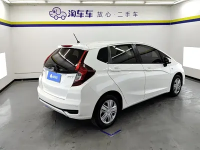 Honda Fit 2020, 76200 км, за 46800 CNY