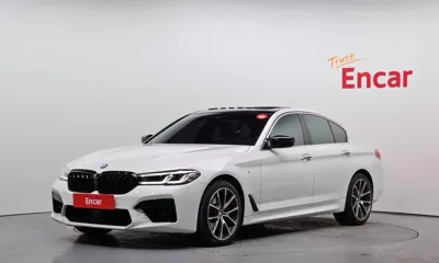 BMW 5-Series · 2018 год