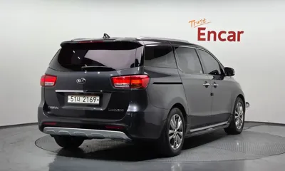 Kia Canival 2018, 128125 км, за 12400000 KRW