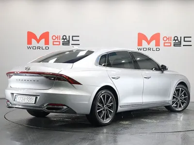 Hyundai Grandeur 2020, 17800 км, за 23500000 KRW